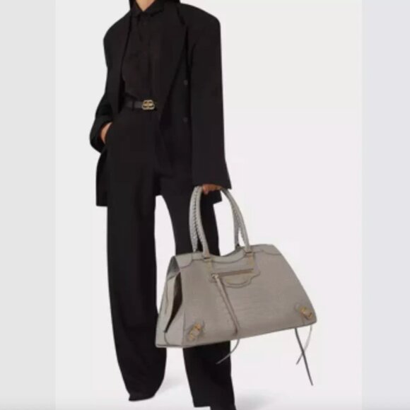 The iconic, stunning and RARE Balenciaga Neo Classic Large City bag! NWT - Picture 2 of 16